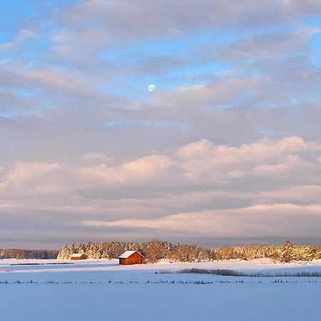 A Countryside Villa Close To Uppsala! Экстерьер фото